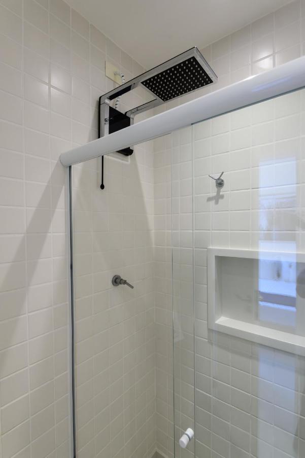 Pineapples Bt301 - Excelente Quarto E Sala, ótima Localização No Centro De Ipanema, Próximo Ao Metrô Apartamento Río de Janeiro